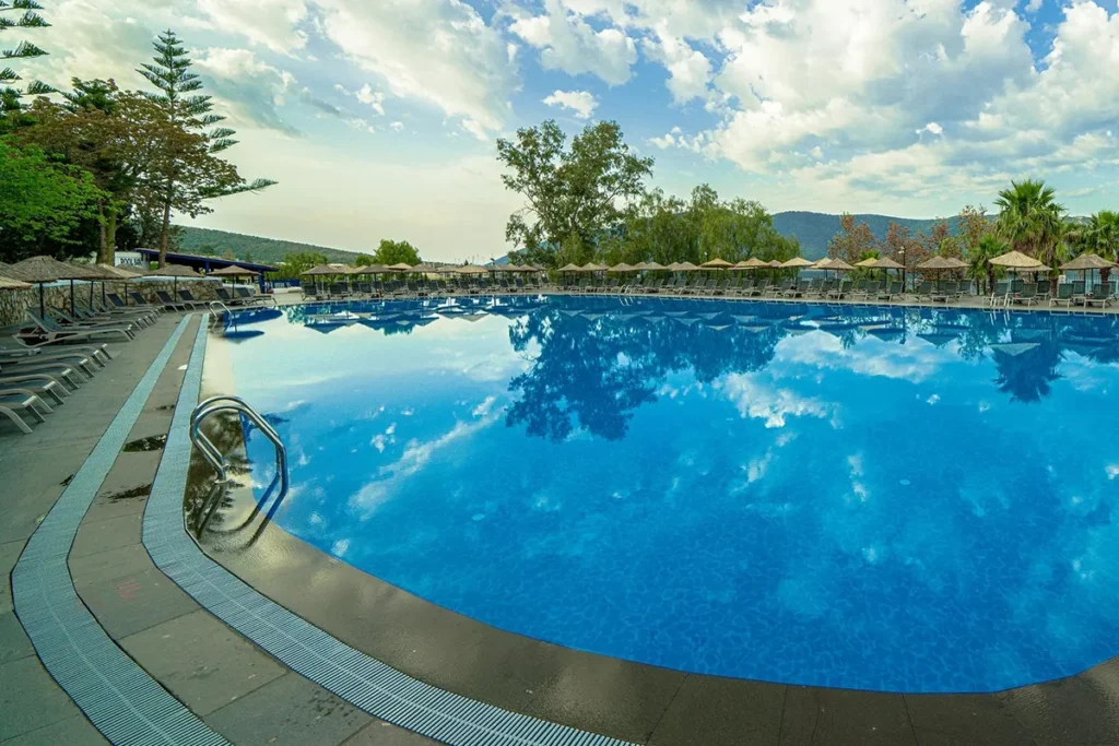 BODRUM HOLIDAY RESORT SPA Havuz